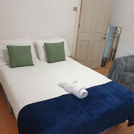 Balham, South London Spacious Guest House F2, 6 Rooms Available Eksteriør bilde