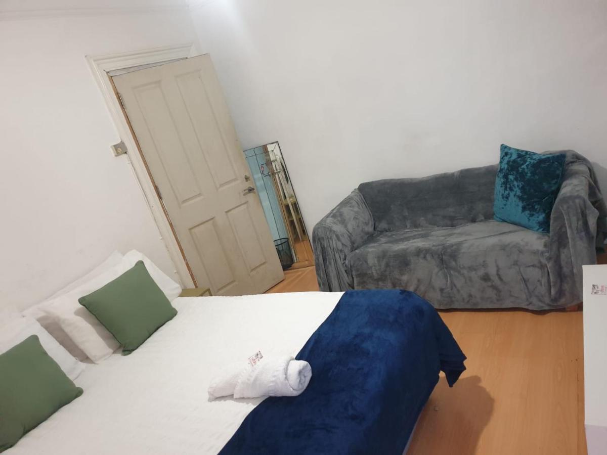 Balham, South London Spacious Guest House F2, 6 Rooms Available Eksteriør bilde